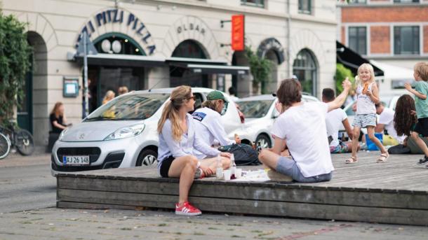 Family at Sønder Boulevard in Vesterbro